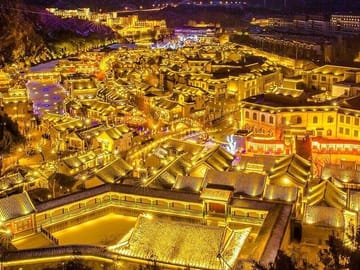 Jinshanling Private Tour A Night View of Simatai from Beijing