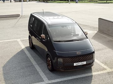 Tour vehicle