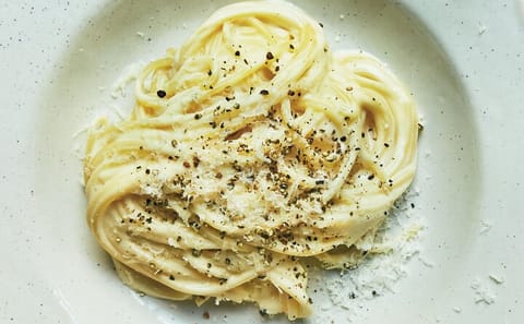 Rome Culinary Walking Tour with Market Tastings and Trattoria Meal