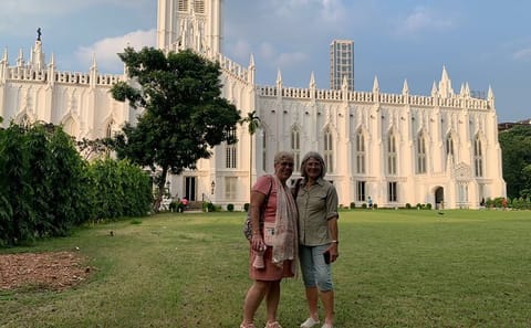 Private Bus Tour of Kolkata's Heritage and Culture