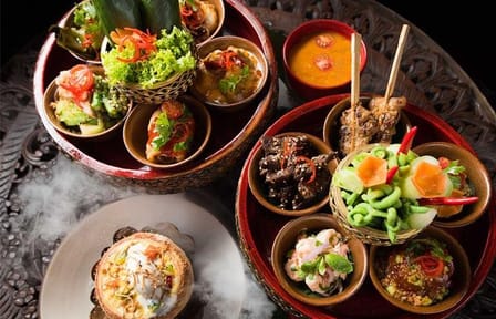 Chiang Mai Traditional Khan Toke Meal & Cultural Performance