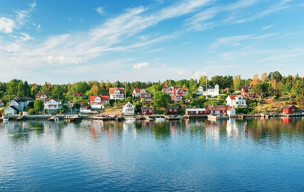 Stockholm: 2 Hour Guided Archipelago Tour