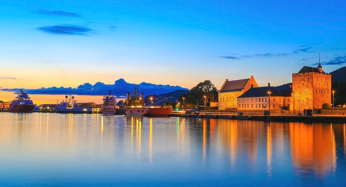 Bergenhus Fortress - Bergen City Sightseeing - Private Guided Tour