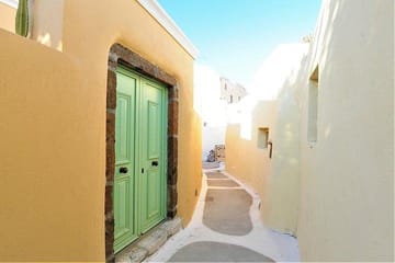 Santorini Private 8 Wine Tastings with Dinner & Oia Sunset