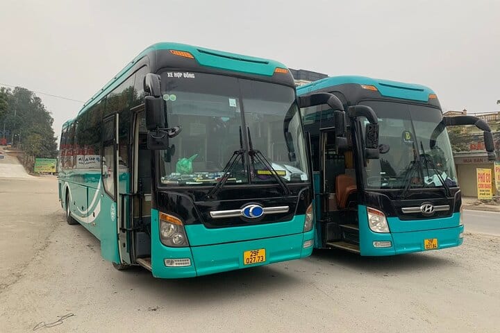 Sapa 2 Days Trekking Tour from Hanoi by Bus & Homestay Overnight