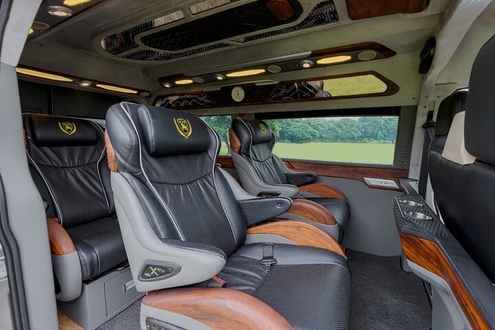 Hanoi To Sapa or Return Luxury Limousine Bus Transfer