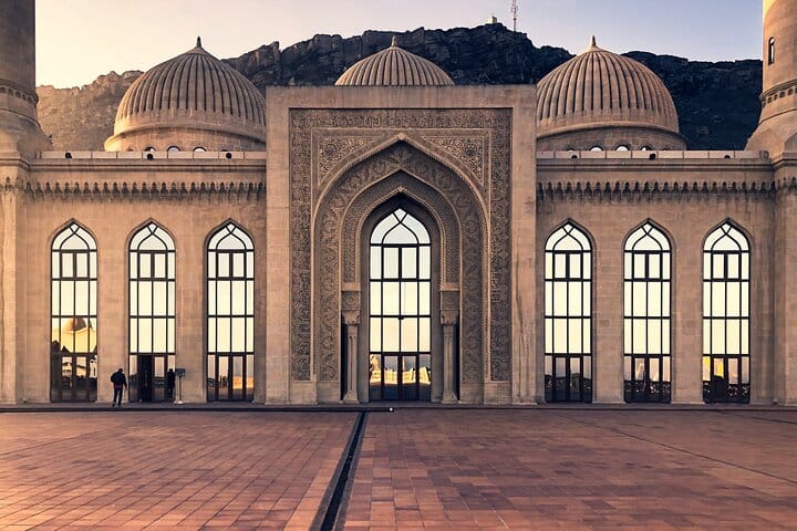 Absheron_tour_Bibiheybat_Baku_relegious