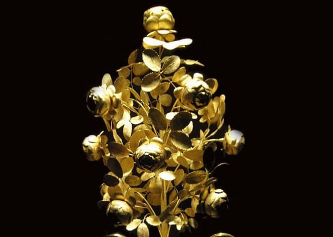 How to Pick a Crown. A Private Themed Tour of the Imperial Treasury (Kaiserliche Schatzkammer) / Tickets included 7