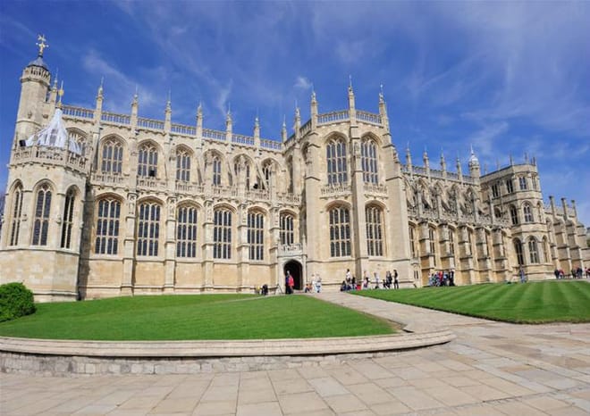 Day Trip to Windsor by Rail includes entry to Windsor Castle photo 3