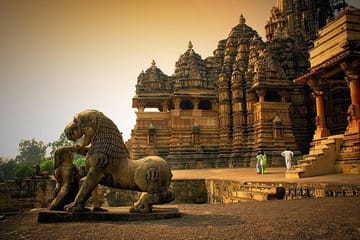 Khajuraho Day Tour: Jungle Safari at Panna National Park with Khajuraho Temple