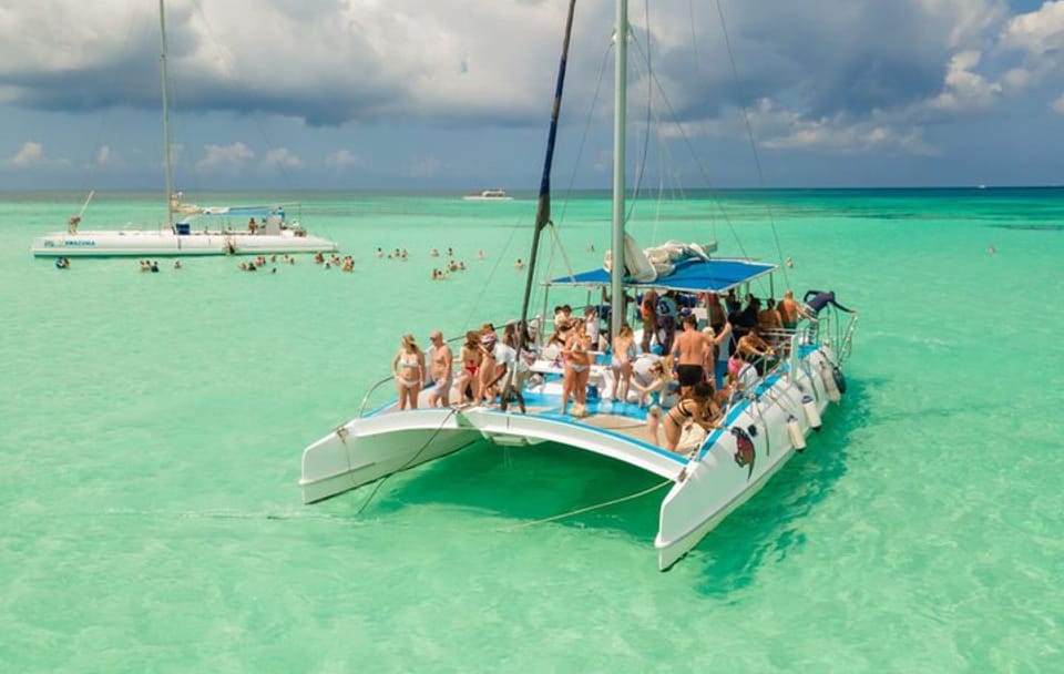 Saona Island Day Trip from Punta Cana with Lunch and Drinks