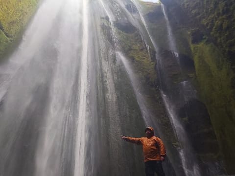 Private Day Tour: Explore Iceland’s South Coast & Glacier Hike, photo 2