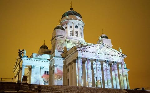 Private City Tour of Helsinki's Cathedrals and Culture