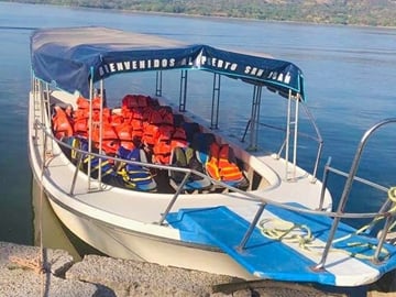 Suchitlán Lake Boat Tour with Traditional Salvadoran Breakfast