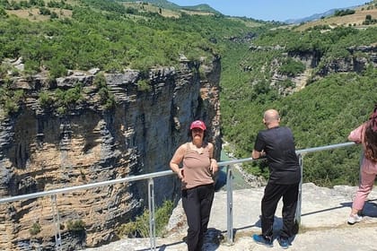 Osum Canyon Sightseeing Journey and free Time for Exploration