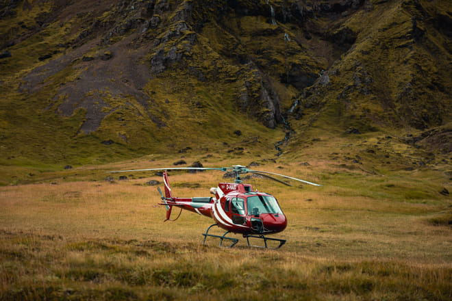 Geothermal Hot Springs Landing Helicopter Tour from Reykjavík 8