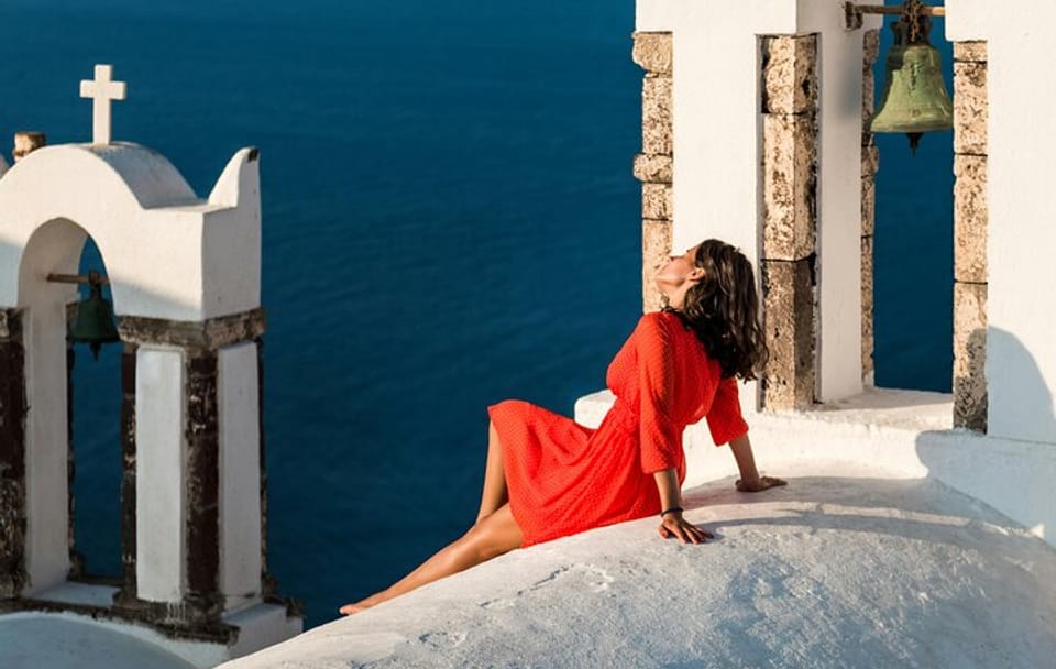Oia Photography Experience: Capture Santorini's Beauty