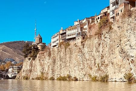 Tbilisi Guided Tour: Discover Ancient Artifacts, Wine Tasting & More