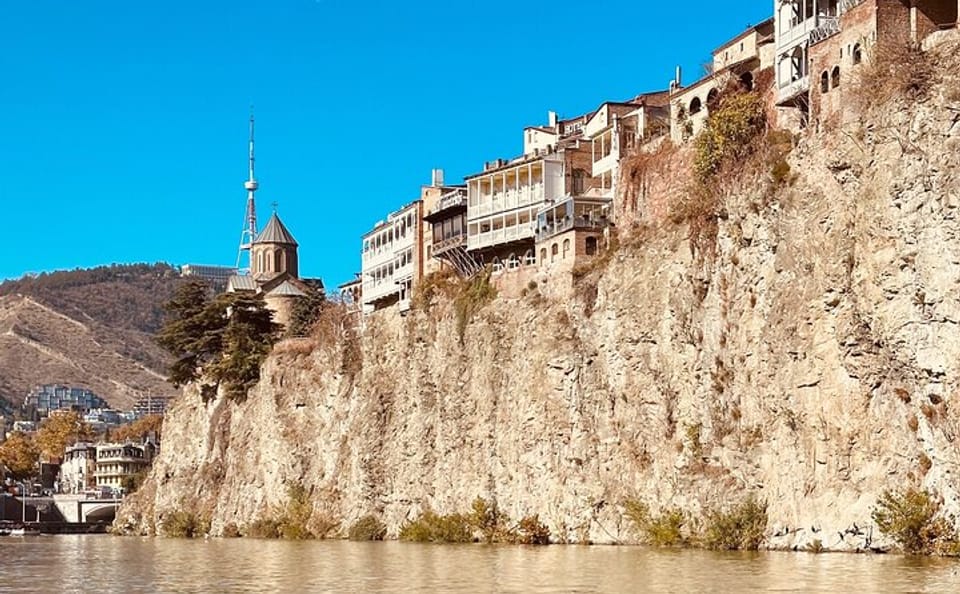 Culinary Walking Tour of Tbilisi's Historic Sites
