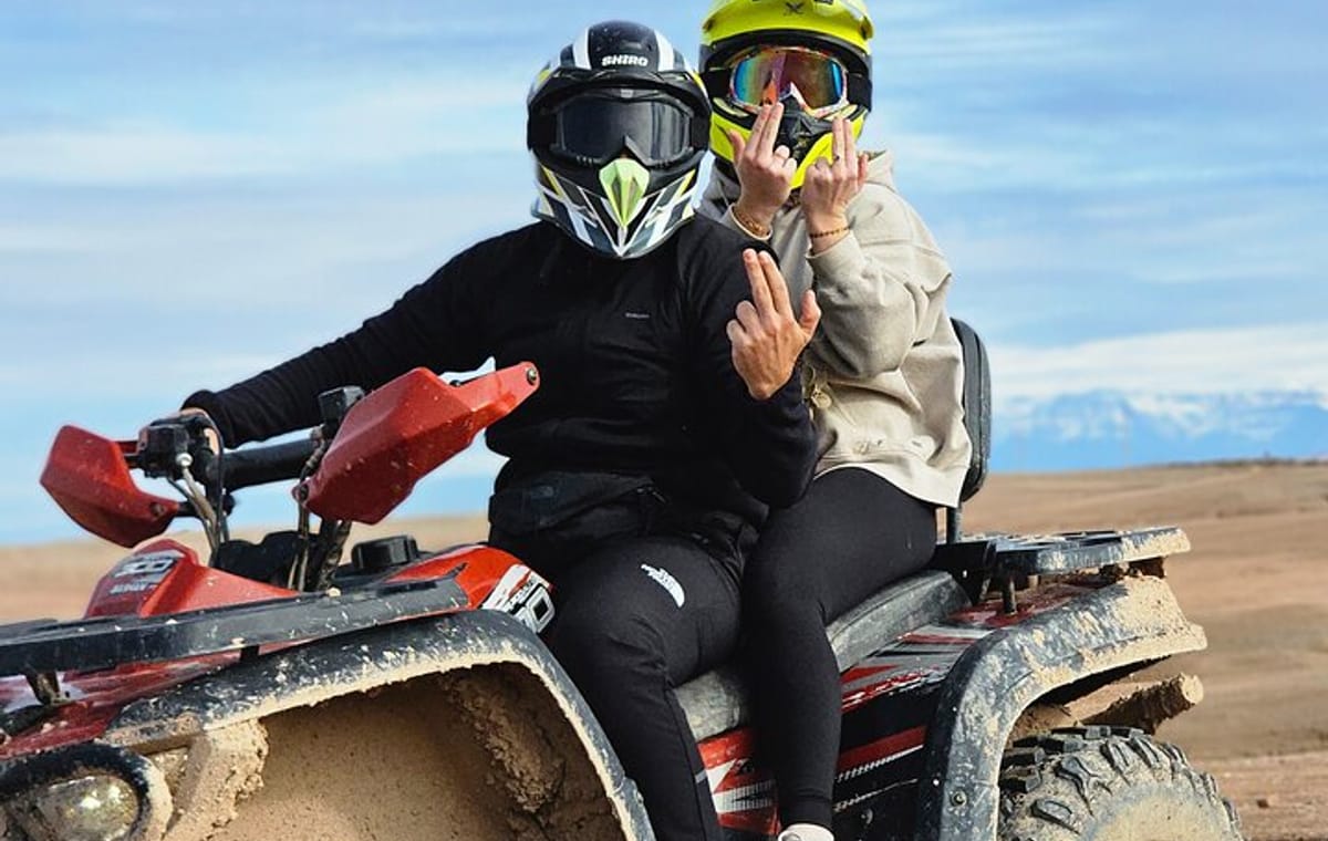 Desert Agafay: Quad bike and Moroccan dinner show with pick/up