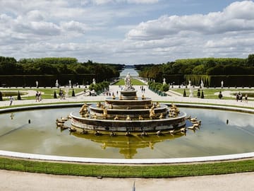 Photoshoot Walking Tour at the Palace of Versailles