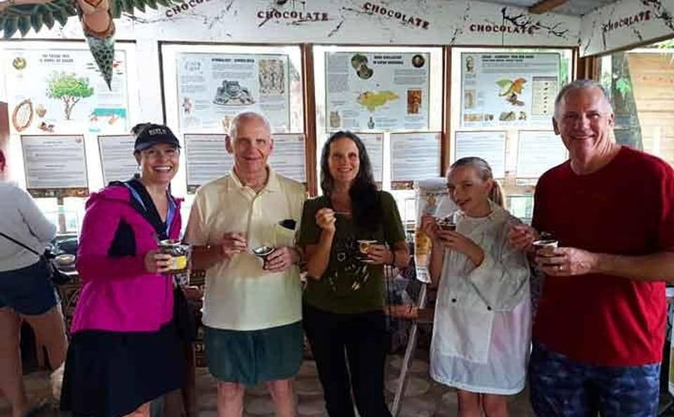 Chocolate Factory Tour and Wildlife Encounter in West End, Honduras