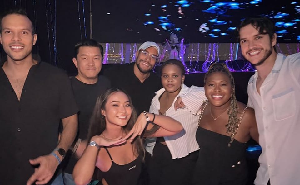 Bangkok Nightlife Tour with Rooftop Lounge and Club Crawl