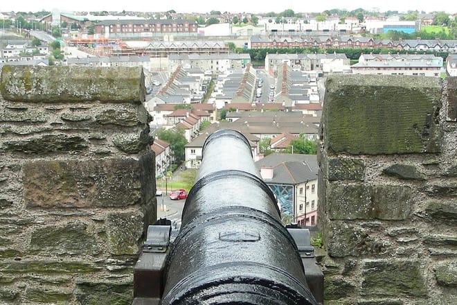 Londonderry Private Walking Tour With A Professional Guide photo 3
