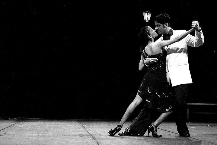 Customizable Tango History Tour in Buenos Aires: Explore Iconic Landmarks