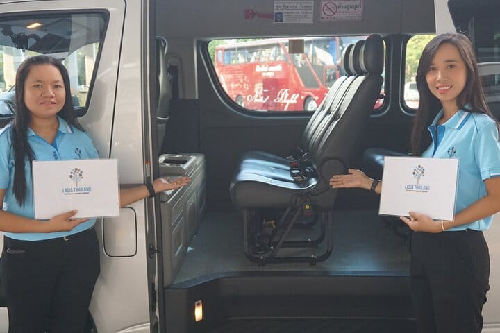 Private Mini Bus Rental in Phuket with Experienced Guide/Driver 8