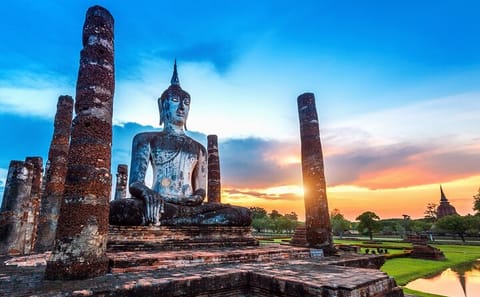 From Bangkok: Ayutthaya Private Full-Day UNESCO Trip