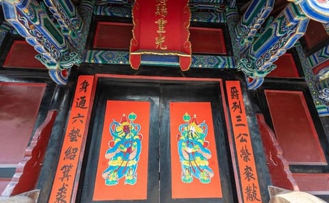 High-Speed Train Day Trip to Qufu from Jinan