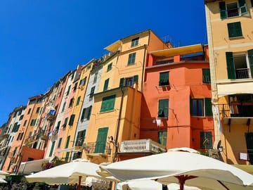 Discover La Spezia – Castle, Historic Streets & Seafront Gardens