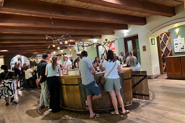 Cape Winelands Private Tour to Stellenbosch and Franschhoek