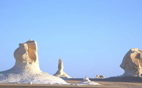 Private Two-Day Adventure in White and Black Deserts