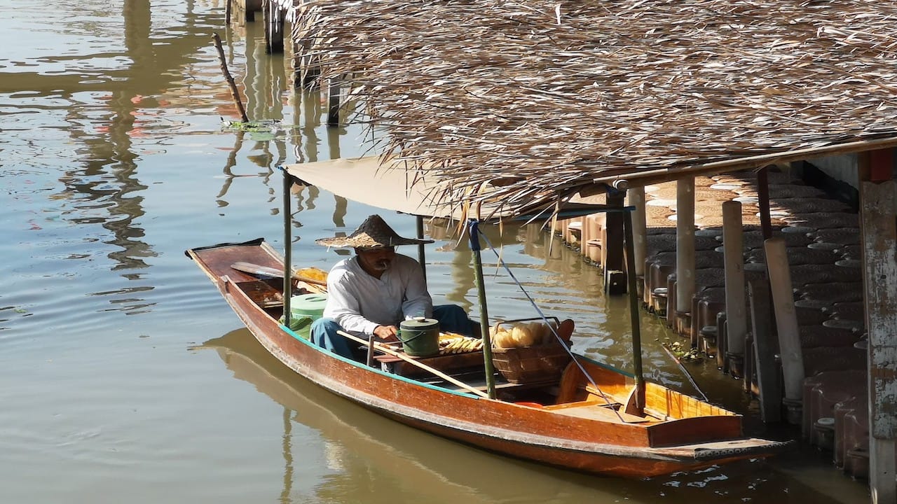 Unspoiled Outdoors-Thaka Floating Market & Erawan Falls    5