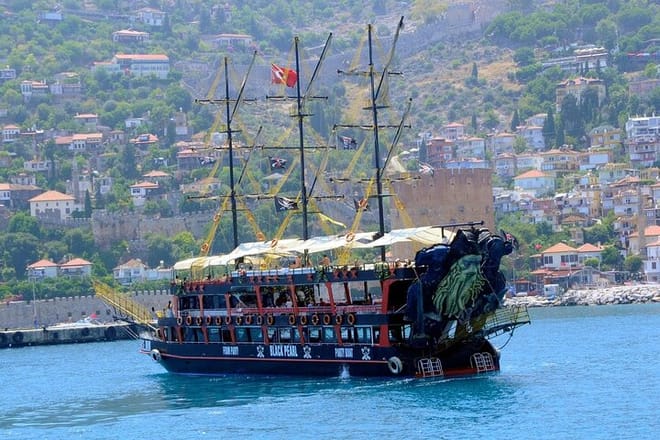 Alanya City Tour with Cable car, Boat tour and Lunch from Side 8