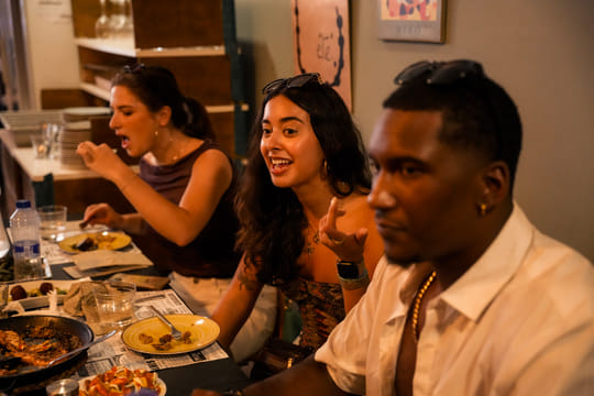 Barcelona: Tipsy Tapas Tour with History, Paella & Sangria