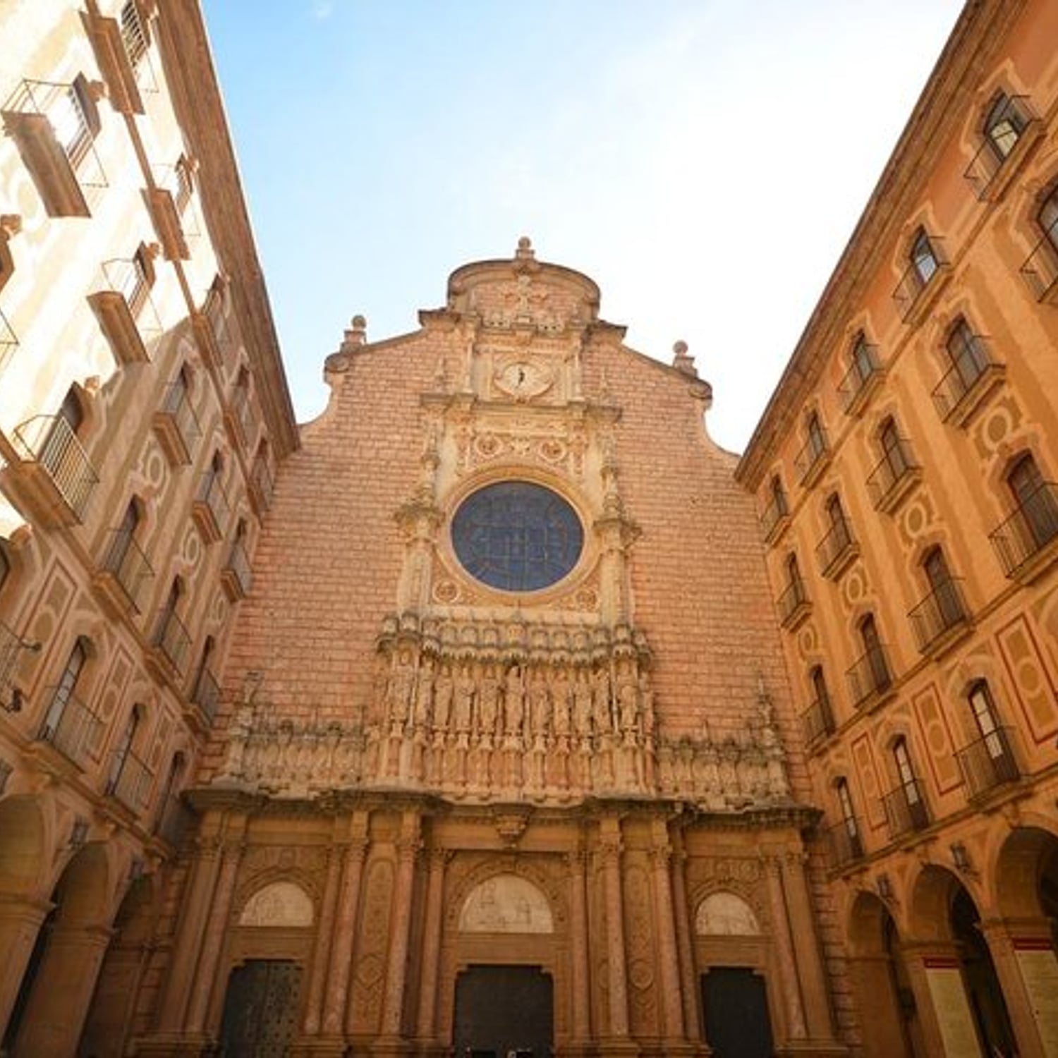 Barcelona e Montserrat em grupo reduzido