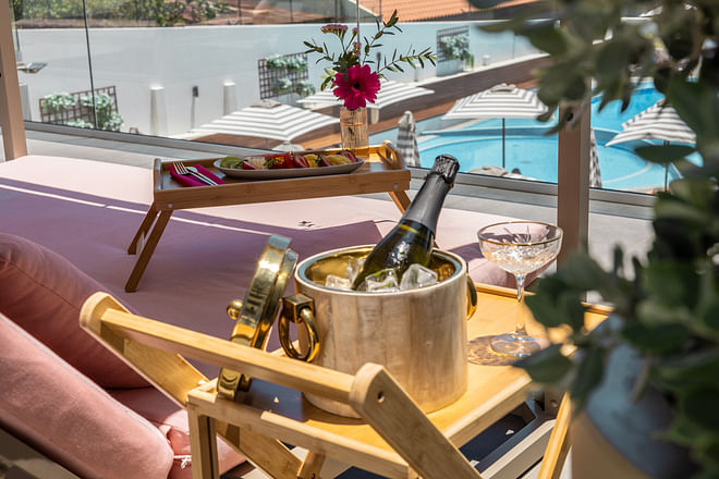 Pool Day Pass: Balinese Bed with Sparkling Wine and Fruit
