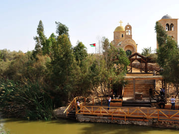 Day Tour of Baptism Site and Madaba from Dead Sea