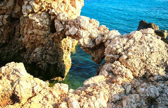 Blue Lagoon and Aphrodite's Birthplace Tour from Limassol