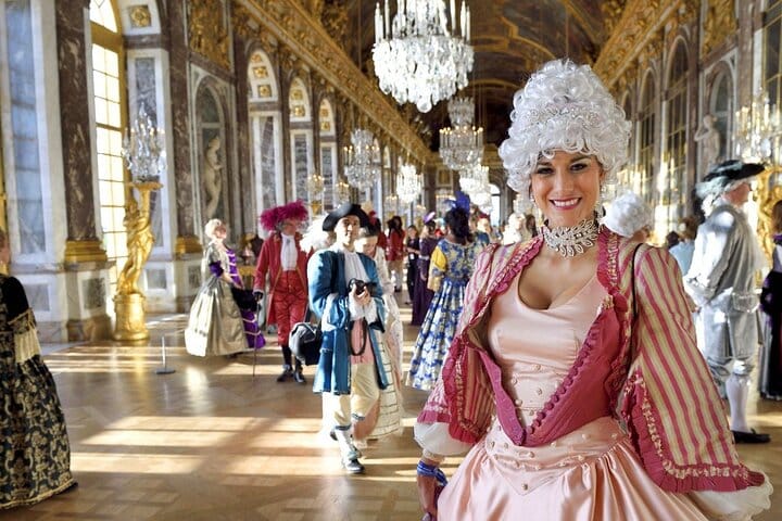 Private Versailles and Maintenon Full-Day History Tour 7