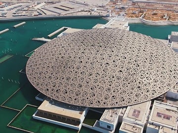 Private Abu Dhabi City Tour with Louvre Museum & Sheikh Zayed Grand Mosque
