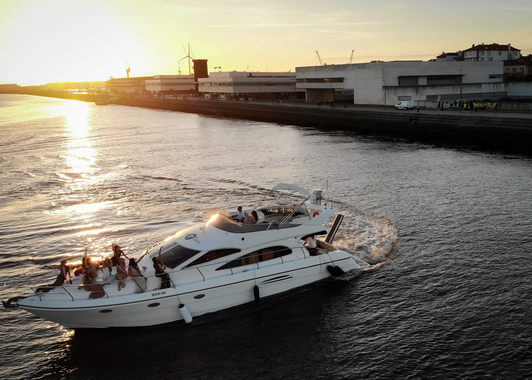 Private Yacht Experience — Viana do Castelo – image 4