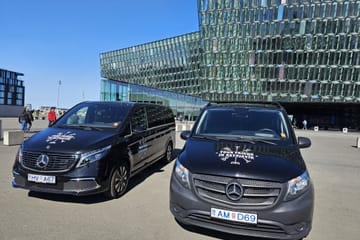 Private 7-Hour Reykjavík Airport Transfer and City Tour