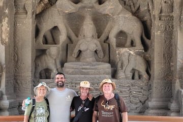 Ellora Caves and Daulatabad Fort Tour from Aurangabad