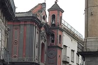 Naples Heritage & Flavors: Walking Tour & Gourmet Lunch & Wine 3