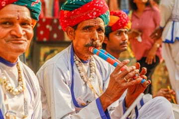 12-Day Luxury Cultural Tour of Agra and Rajasthan from Delhi