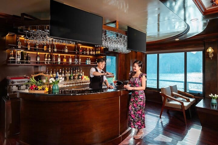 Halong Bay Day Cruise from Hanoi: Sonata Cruise & Scenic View